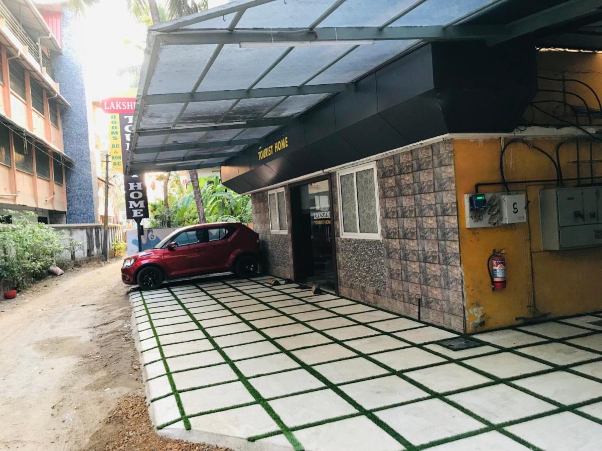 Lakshmi Tourist Home Guruvāyūr Exterior foto